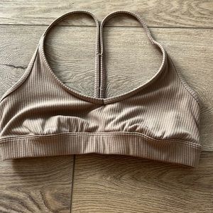 ALO ribbed bra